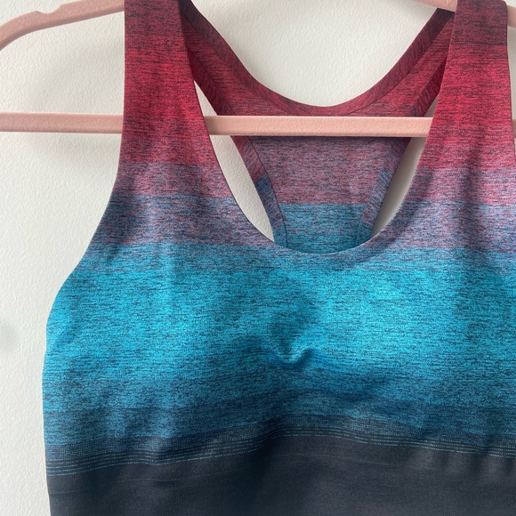 Athleta Ombre Sports Bra Red/Blue Size Medium EUC - Picture 2 of 4